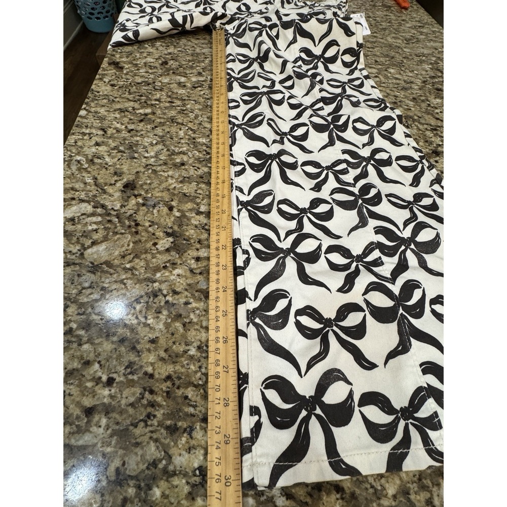 Free People Spotlight Printed High Rise Wide Leg Jeans We the Free Size 27 Bows - Picture 12 of 14